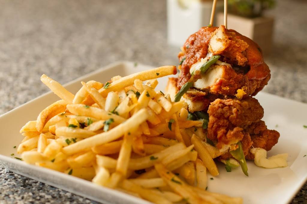 Brus Wiffle Marina Del Rey | restaurant | 3105 Washington Blvd, Marina Del Rey, CA 90292, USA | 3108819162 OR +1 310-881-9162