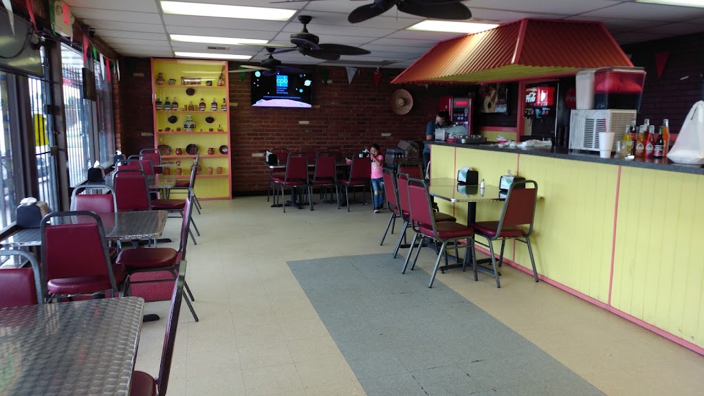 El Carnitas Mexican Grill | restaurant | 217 E Owen K Garriott Rd, Enid, OK 73701, USA | 5802975175 OR +1 580-297-5175