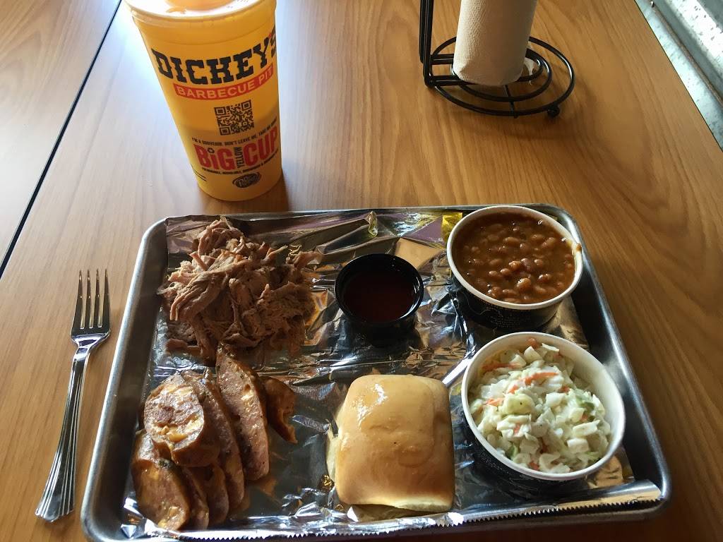 Dickeys Barbecue Pit | restaurant | 8113 Moores Ln Ste 1900, Brentwood, TN 37027, USA | 6156222818 OR +1 615-622-2818