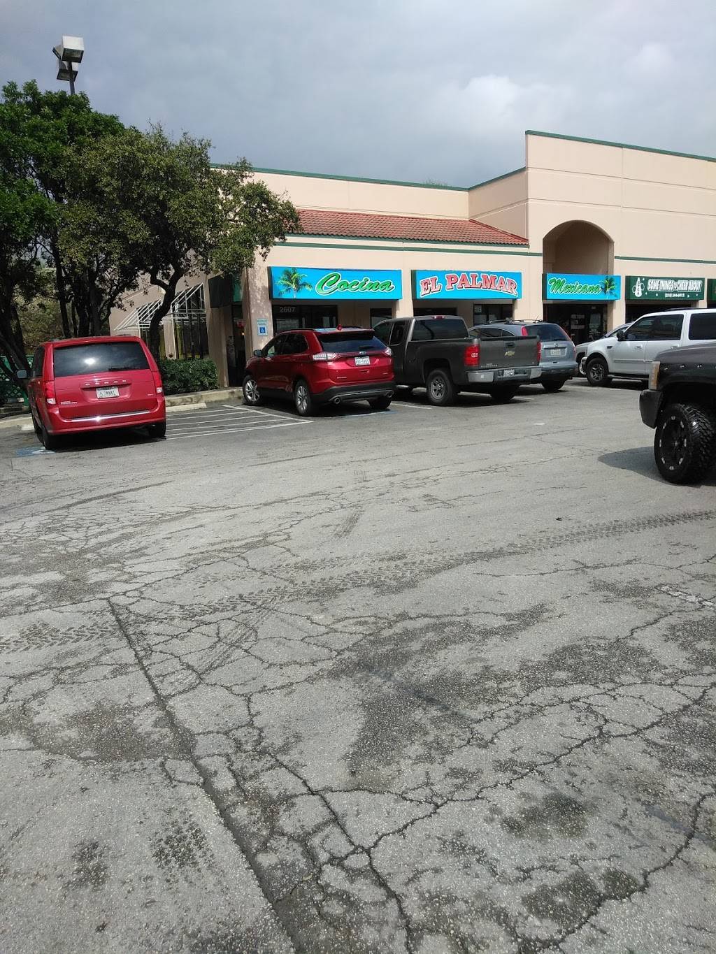 El Palmar Cocina Restaurante | restaurant | 2607 Jackson Keller Rd, San Antonio, TX 78230, USA | 2103660377 OR +1 210-366-0377