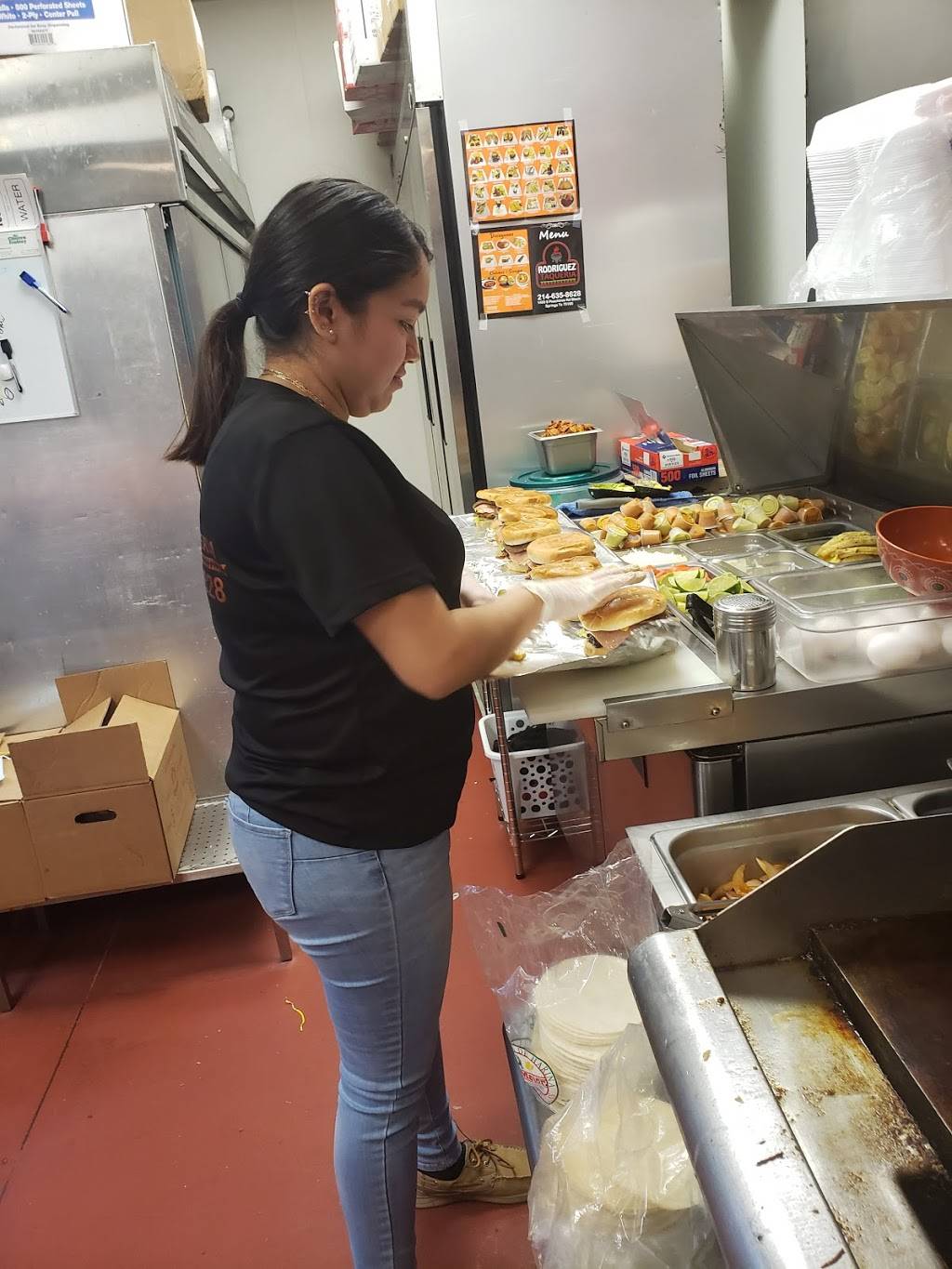 Rodriguez taqueria | restaurant | 1495 S Peachtree Rd, Balch Springs, TX 75180, USA | 2146358628 OR +1 214-635-8628