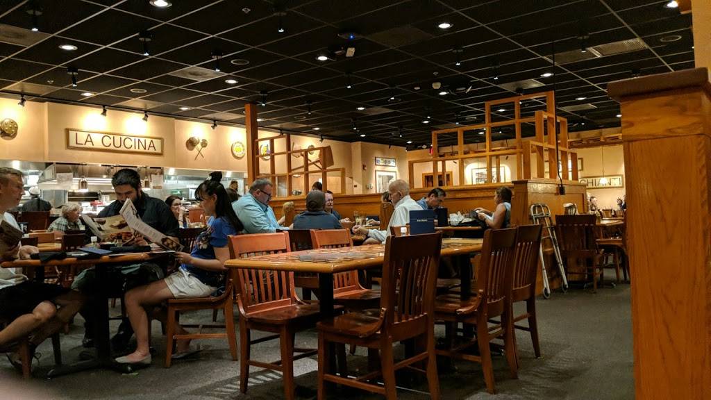 Carrabbas Italian Grill | restaurant | 14043 W Bell Rd, Surprise, AZ 85374, USA | 6232143299 OR +1 623-214-3299