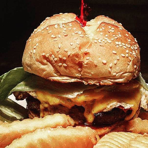 The Last Shot Sportsbar & Grill | restaurant | 559 Washington St, Stoughton, MA 02072, USA | 7813448900 OR +1 781-344-8900