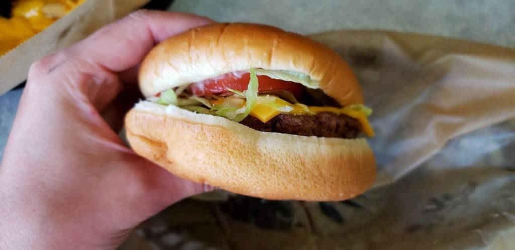 Hwy 55 Burgers Shakes & Fries | restaurant | 609 E Main St, Havelock, NC 28532, USA | 2524440889 OR +1 252-444-0889