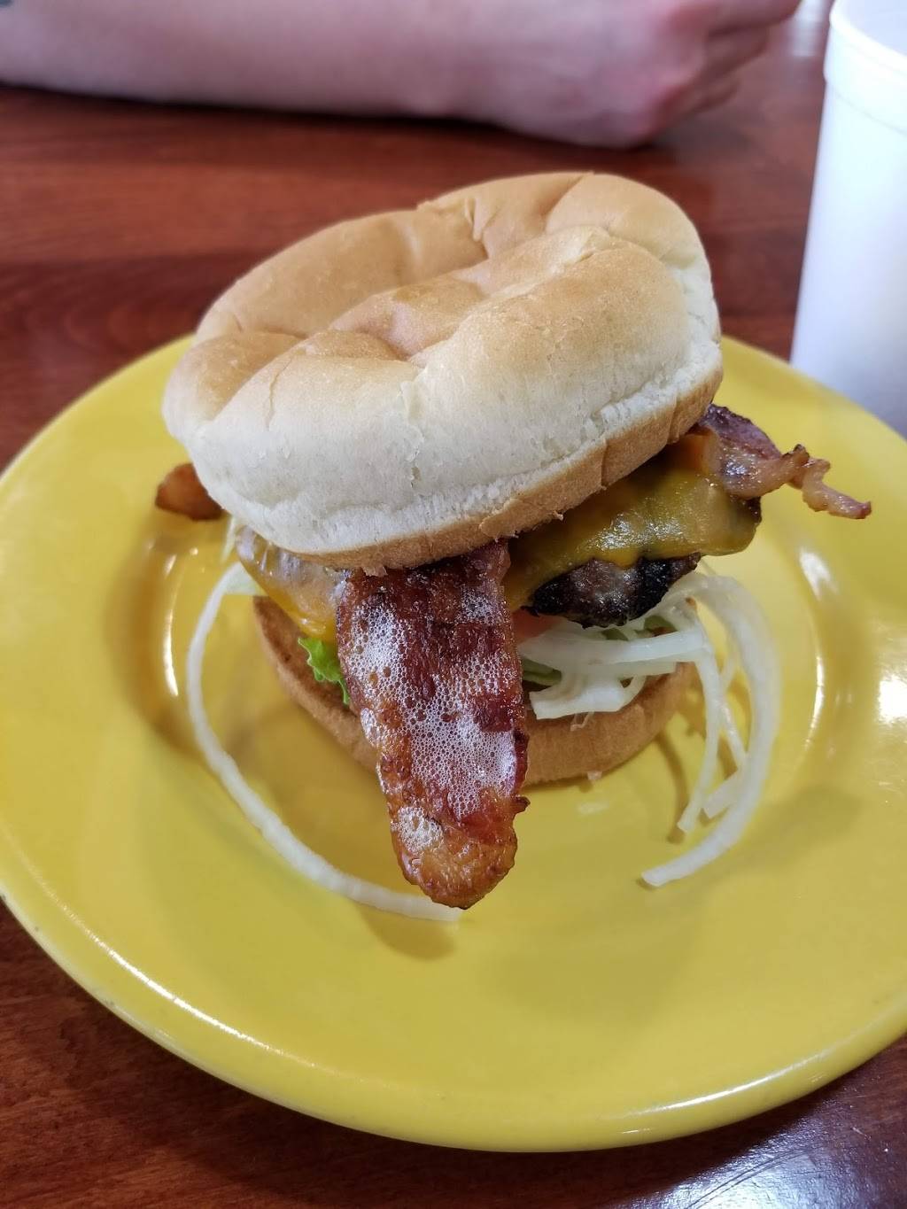 331 Express | restaurant | 7600 Helgerson Dr SW, Rochester, MN 55902, USA | 5075350331 OR +1 507-535-0331