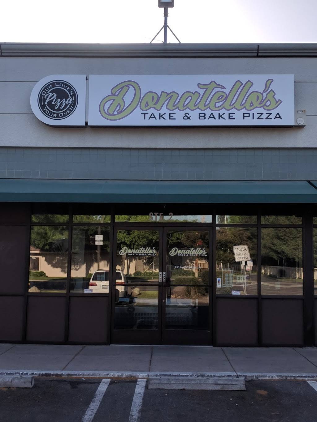 Donatellos Take & Bake Pizza | restaurant | 1532 Lakewood Ave #2, Modesto, CA 95355, USA | 2096220524 OR +1 209-622-0524