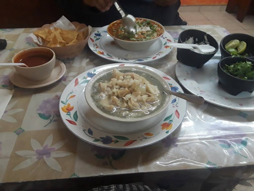 Nayarit 2 | restaurant | Av Gpe. Victoria 219, Independencia, 22840 Ensenada, B.C., Mexico | 016461761527 OR +52 646 176 1527