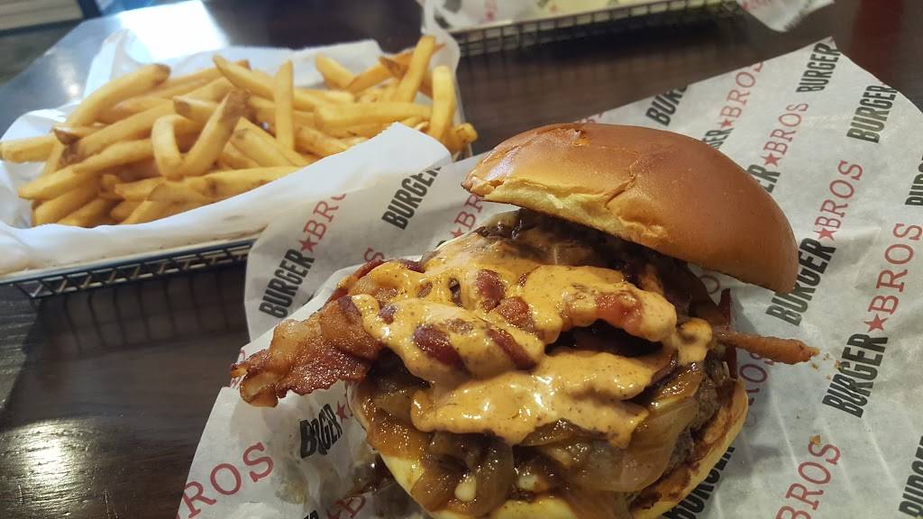 Burger Bros | restaurant | 460 County Rd 520, Marlboro Township, NJ 07746, USA | 7327720300 OR +1 732-772-0300