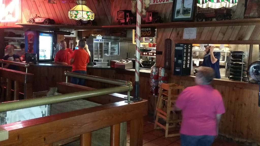 Shot Tower Inn | restaurant | 390 Locust St, Dubuque, IA 52001, USA | 5635561061 OR +1 563-556-1061