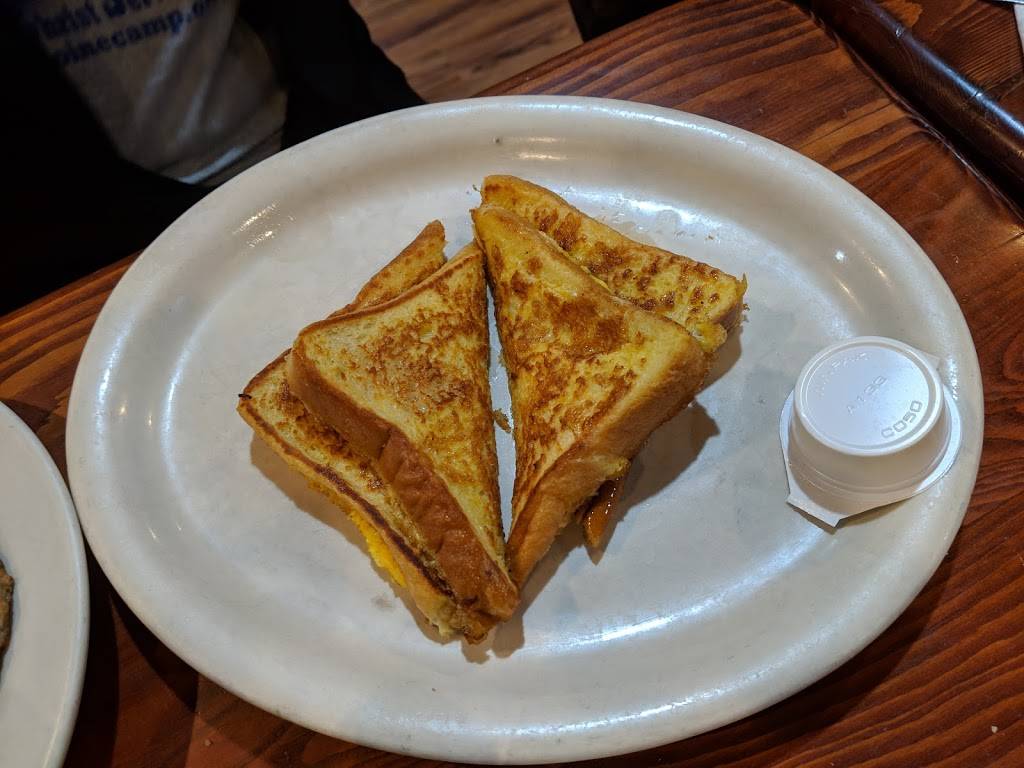 Hamilton Family Cafe | restaurant | 1860 Keokuk St, Hamilton, IL 62341, USA | 2178472692 OR +1 217-847-2692