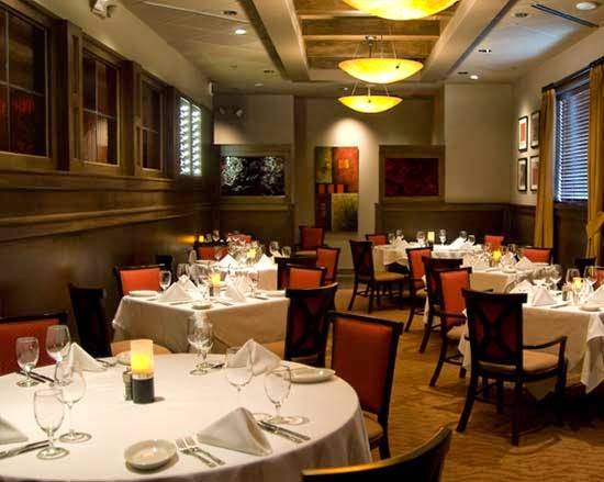 Ruths Chris Steak House - Raleigh | restaurant | North Hills, 4381 Lassiter at North Hills Ave, Raleigh, NC 27609, USA | 9197911103 OR +1 919-791-1103