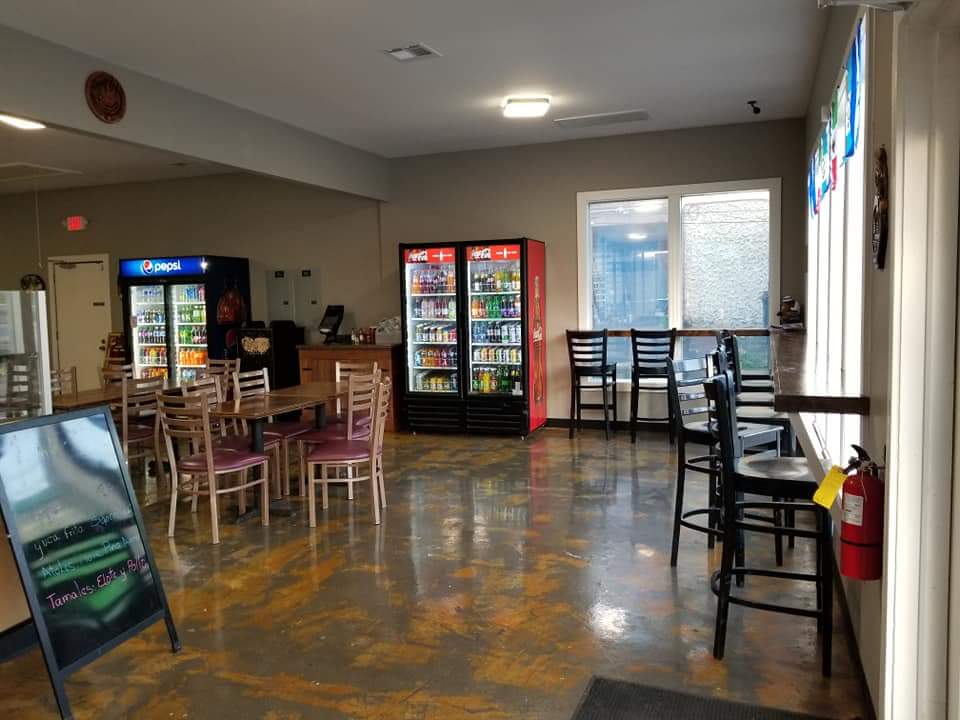 Flores Super Deli | restaurant | 225 Largo Dr, Nashville, TN 37211, USA | 6157126915 OR +1 615-712-6915