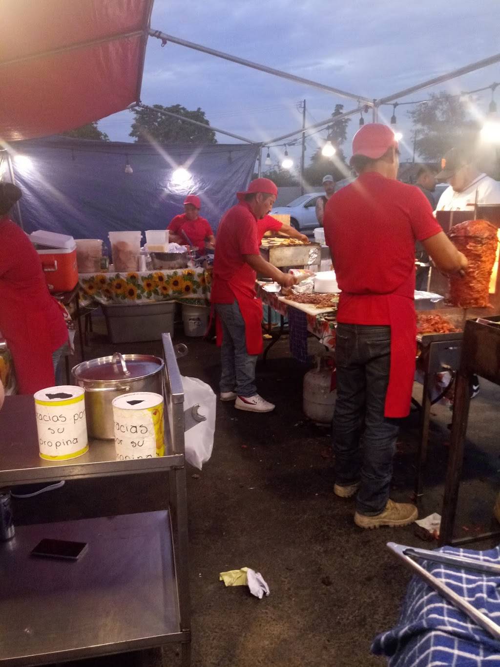 Santo Nino De Atocha | restaurant | 2130 Virginia Ave, Bakersfield, CA 93307, USA | 6614478899 OR +1 661-447-8899