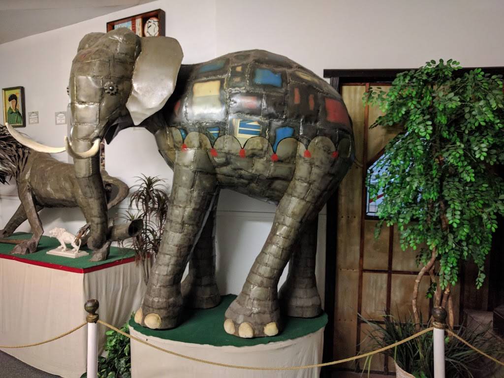 Solomons Castle | restaurant | 4533 Solomon Rd, Ona, FL 33865, USA | 8634946077 OR +1 863-494-6077