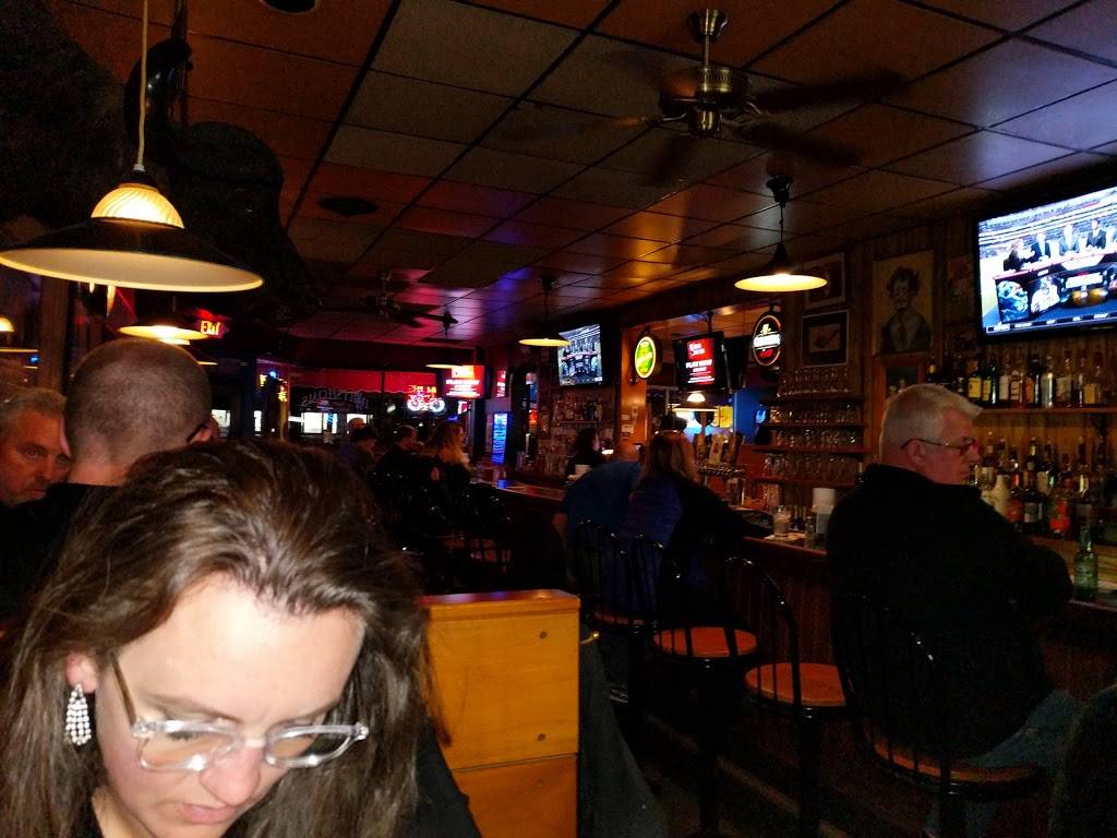 Rush Inn | restaurant | 17800 Detroit Ave, Cleveland, OH 44107, USA | 2162213224 OR +1 216-221-3224