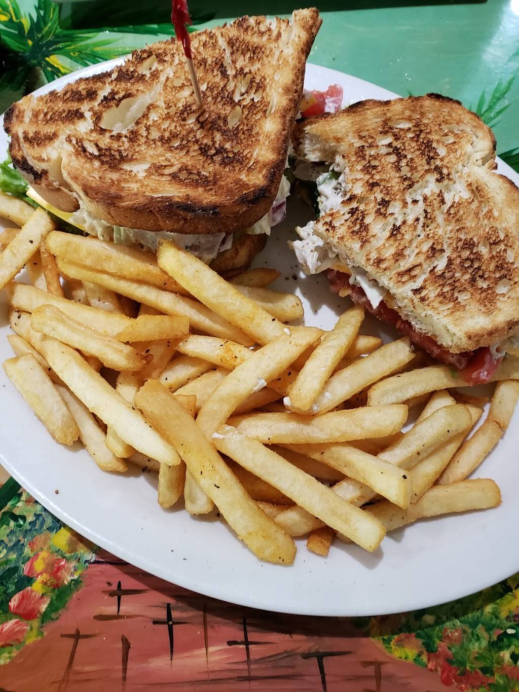 Blue Giraffe Restaurant | restaurant | 2075 Periwinkle Way #14, Sanibel, FL 33957, USA | 2394722525 OR +1 239-472-2525