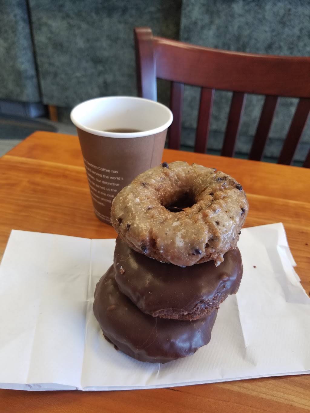 Surfin Donuts | bakery | 24451 Alicia Pkwy #5, Mission Viejo, CA 92691, USA | 9496994926 OR +1 949-699-4926