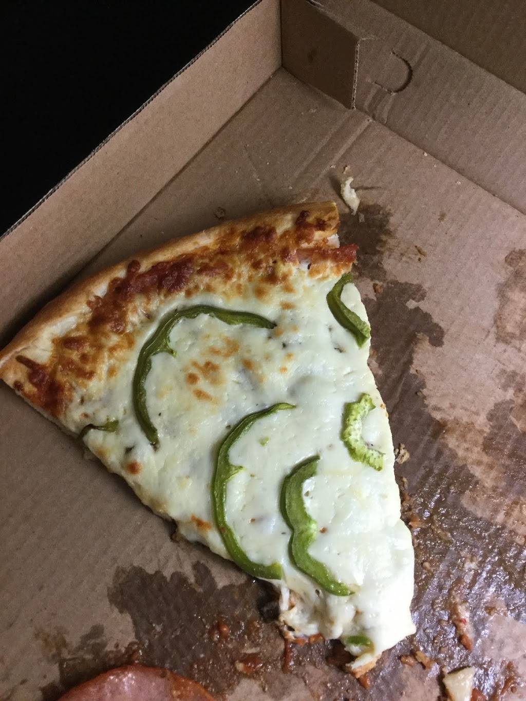 Mamma Mia pizza | restaurant | 734 Front Rd, Kingston, ON K7M 4L5, Canada | 6133898777 OR +1 613-389-8777