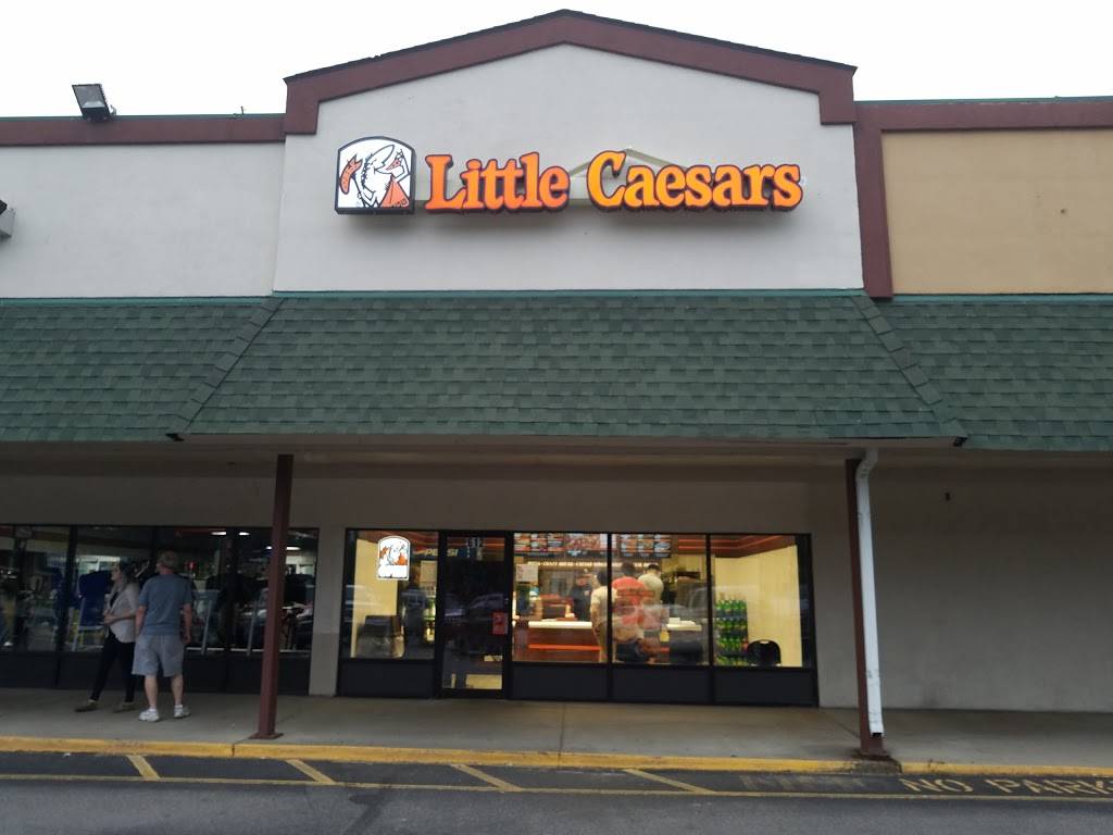 Little Caesars Pizza | meal takeaway | 612 W Broad St, Linden, MI 48451, USA | 8107359481 OR +1 810-735-9481