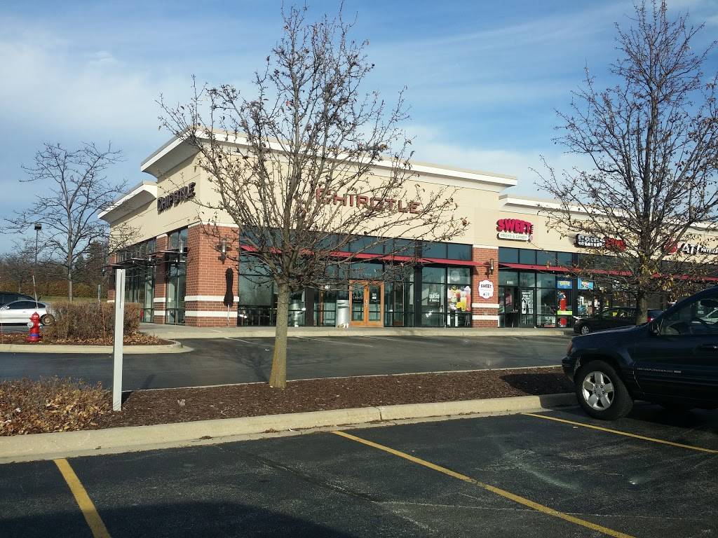 Chipotle Mexican Grill | restaurant | 1572 E Lake Cook Rd, Wheeling, IL 60090, USA | 8475206353 OR +1 847-520-6353