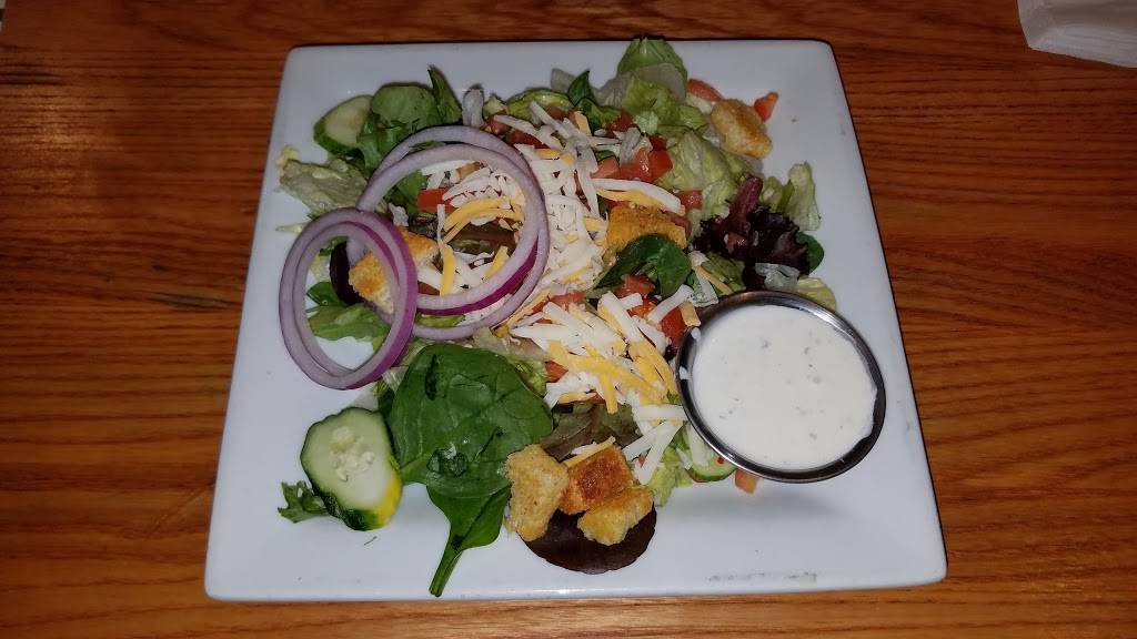 Chilis Grill & Bar | meal takeaway | 6950 Market Pl Dr, Goleta, CA 93117, USA | 8059688585 OR +1 805-968-8585