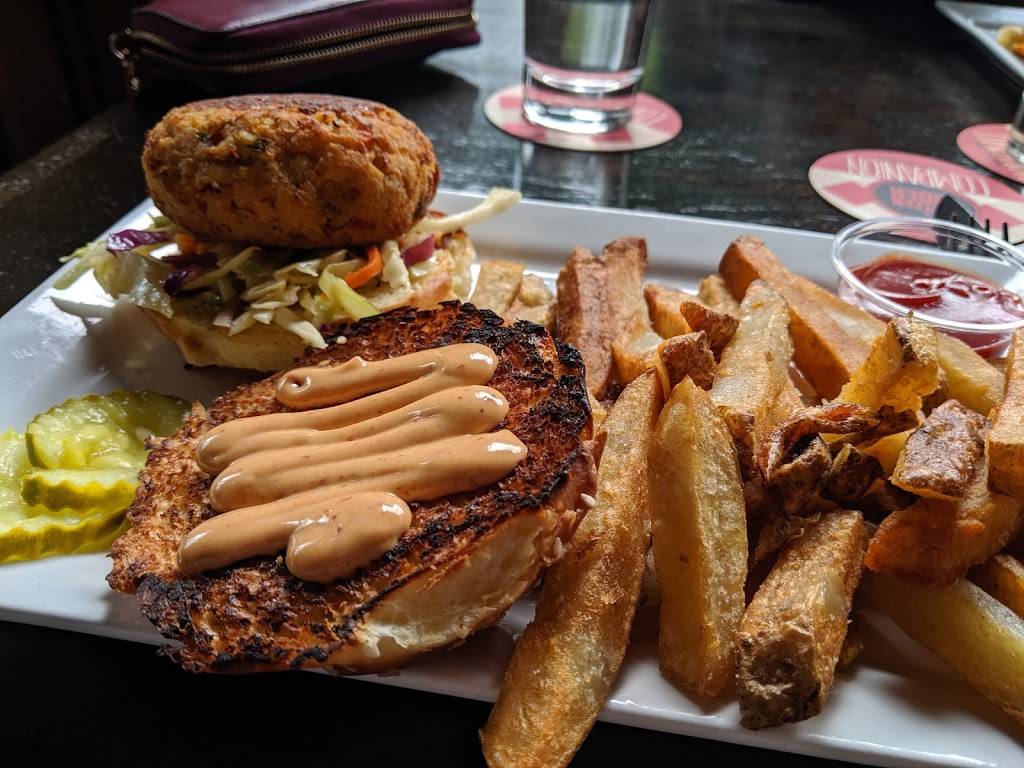 The Publick House | restaurant | 1648 Beacon St, Brookline, MA 02445, USA | 6172772880 OR +1 617-277-2880