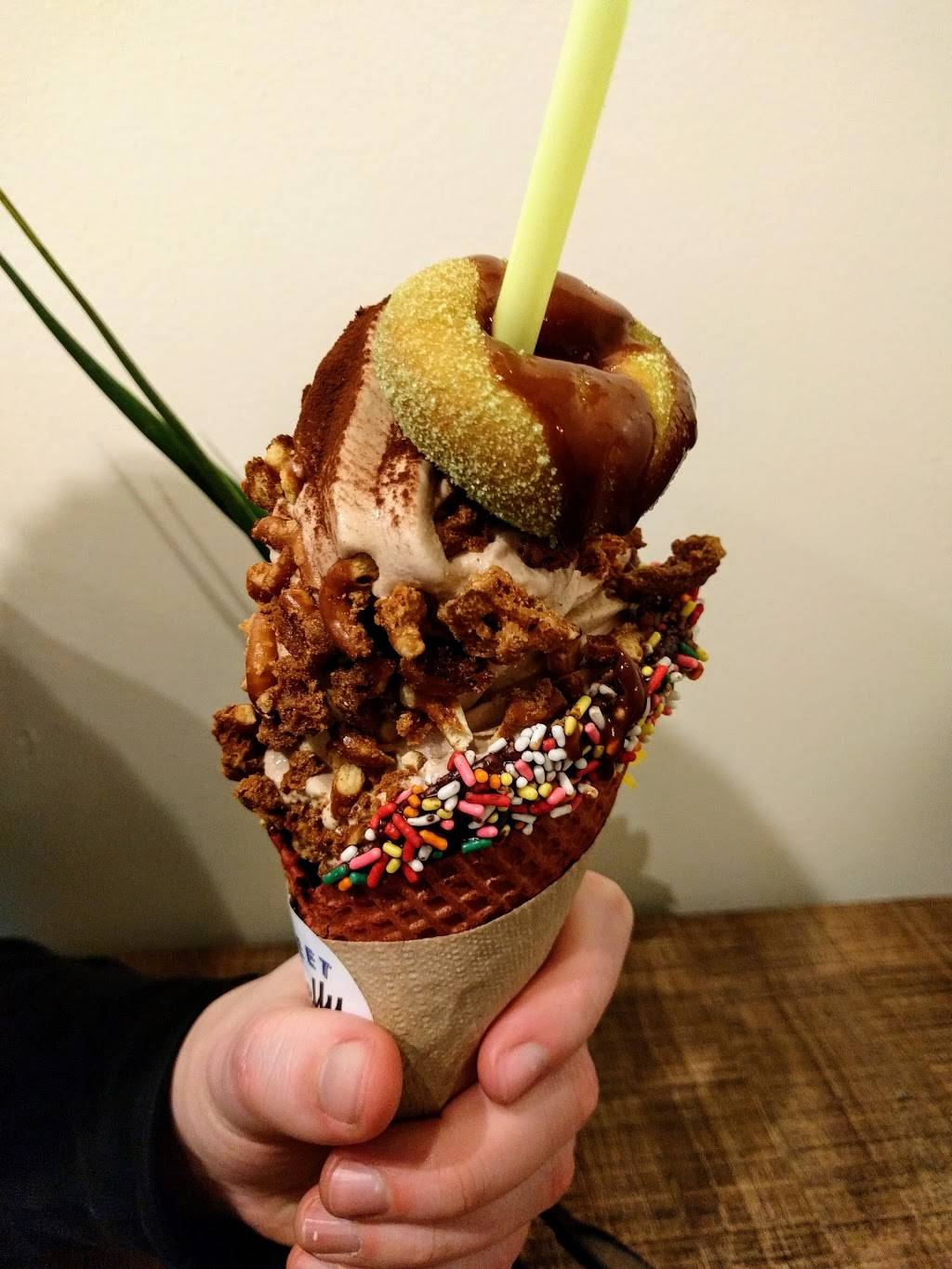 Sweet Belly Desserts | bakery | 435 19th St, Oakland, CA 94612, USA | 5108397295 OR +1 510-839-7295