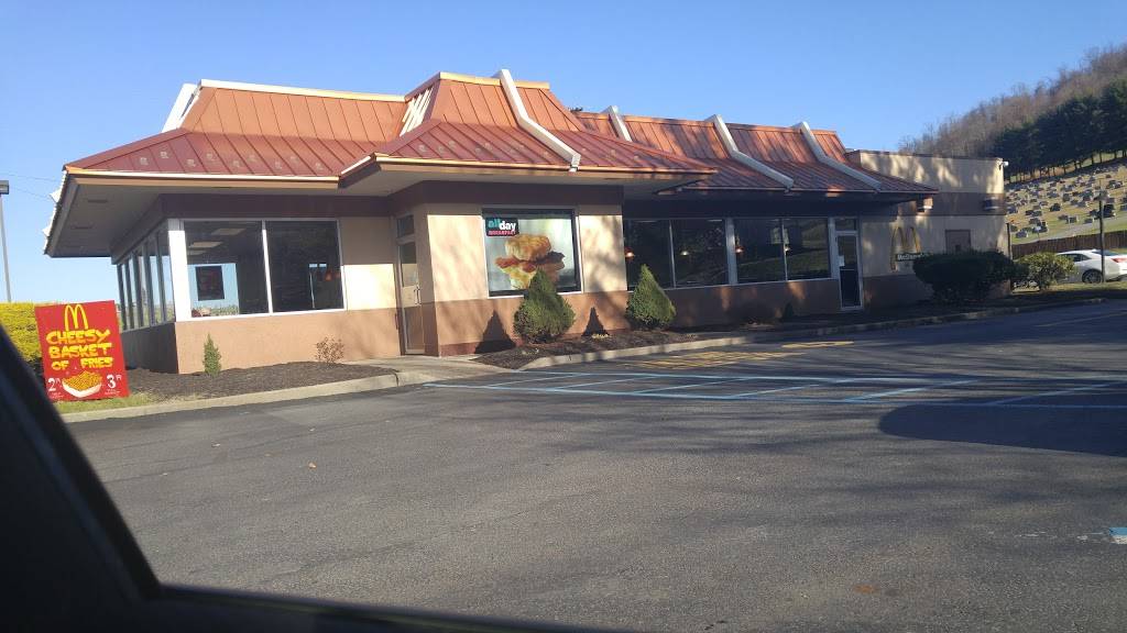 McDonalds | cafe | 1139 S Pike St, Shinnston, WV 26431, USA | 3045925272 OR +1 304-592-5272