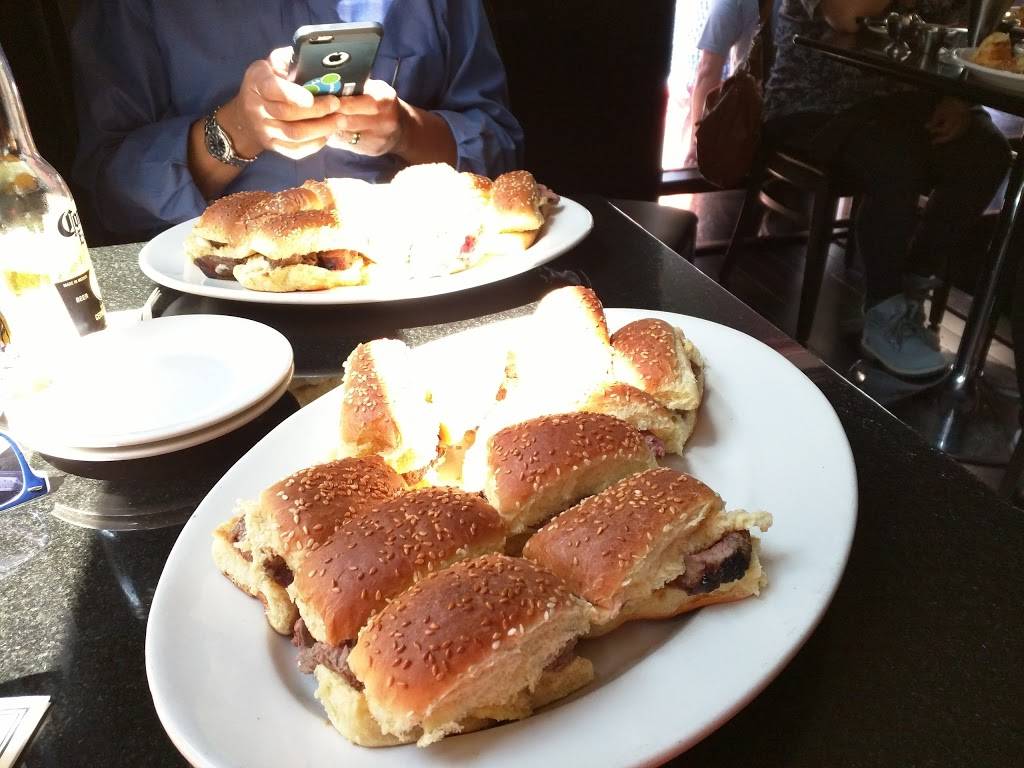 Mortons The Steakhouse | restaurant | 11956 Market St, Reston, VA 20190, USA | 7037960128 OR +1 703-796-0128