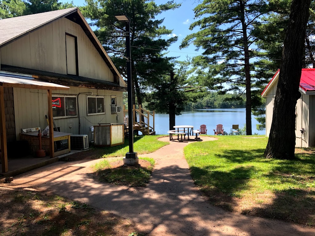 Robinson Lake Resort & Bar | restaurant | 51825 Fahrner Rd, Barnes, WI 54873, USA | 7157953444 OR +1 715-795-3444