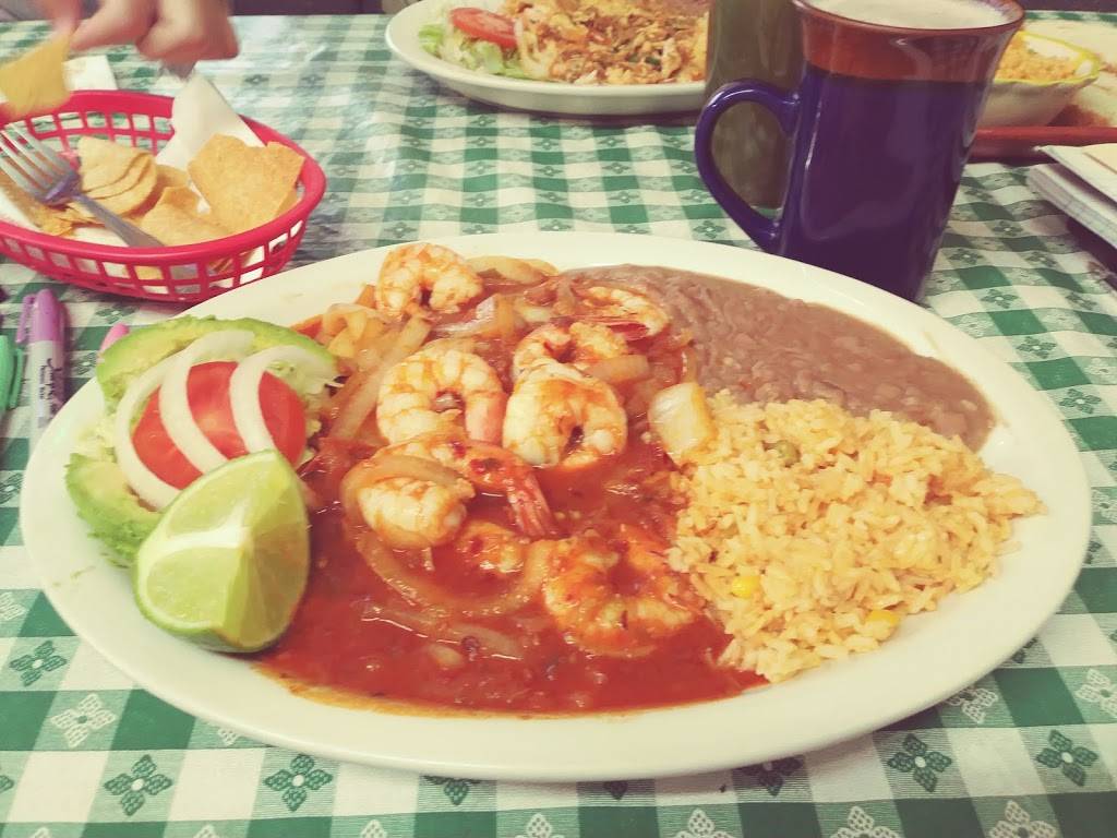 Amigas Fast Food | restaurant | 7048 Military Pkwy, Dallas, TX 75227, USA | 2143818809 OR +1 214-381-8809