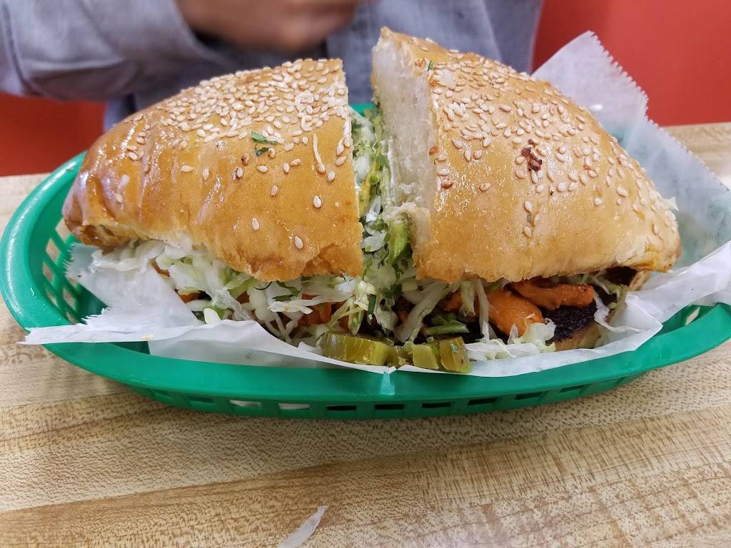 La Rosita | restaurant | 8730 Westport Rd, Louisville, KY 40242, USA | 5026184588 OR +1 502-618-4588