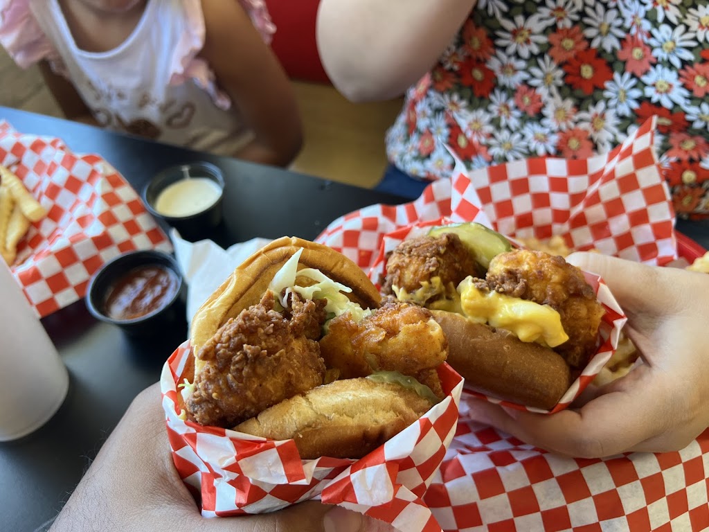 ChickenSpot | restaurant | 301 N Willis St, Visalia, CA 93291, USA | 5596239402 OR +1 559-623-9402