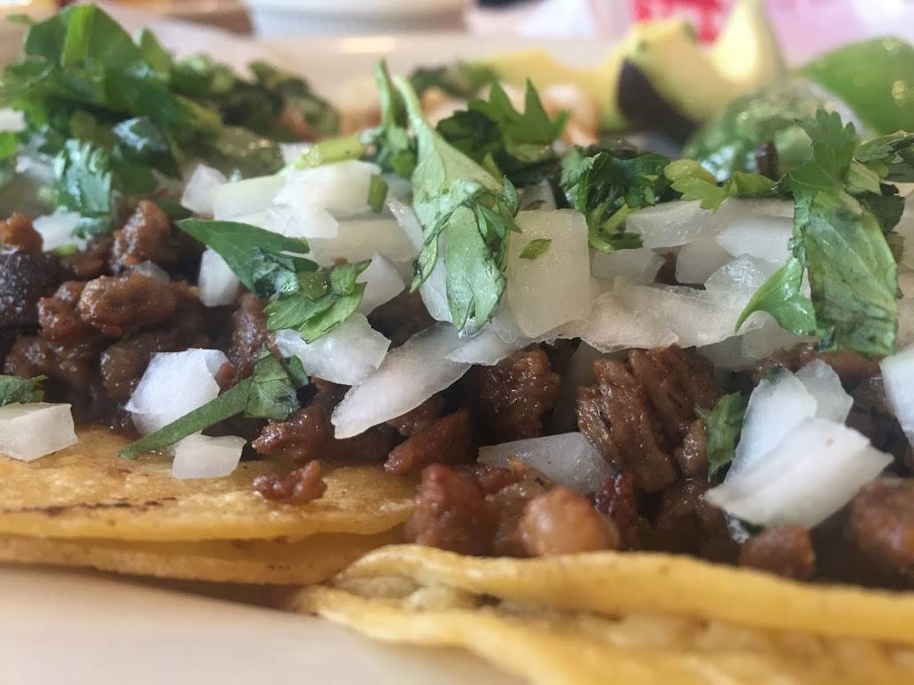 Lindo Jalisco Mexican Restaurant | restaurant | 8434 Fredericksburg Rd, San Antonio, TX 78229, USA | 2109571860 OR +1 210-957-1860