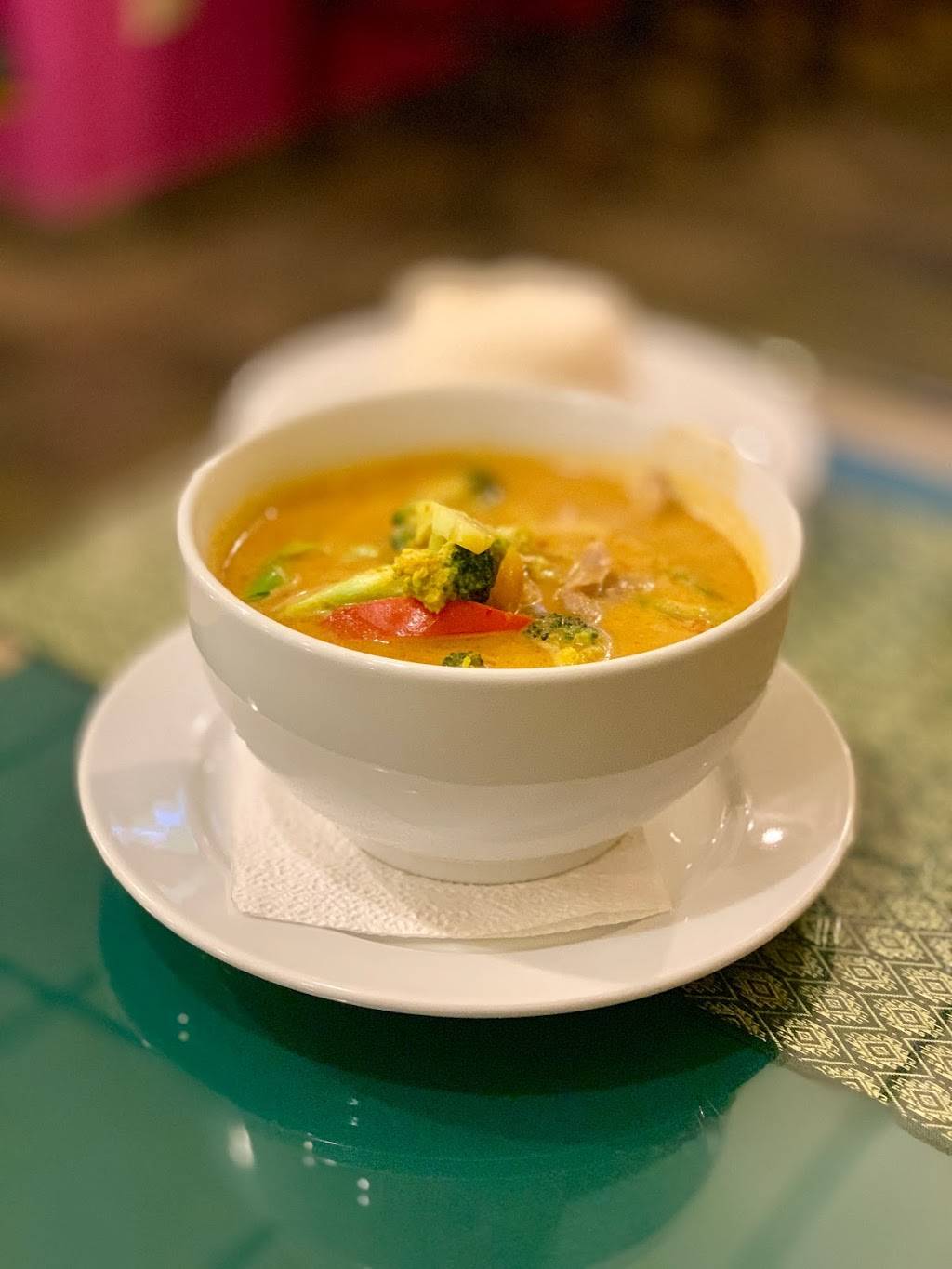 Bangkok Thai Food (2099 Wadsworth Blvd) | restaurant | 2099 Wadsworth Blvd b16, Lakewood, CO 80214, USA | 3032388000 OR +1 303-238-8000