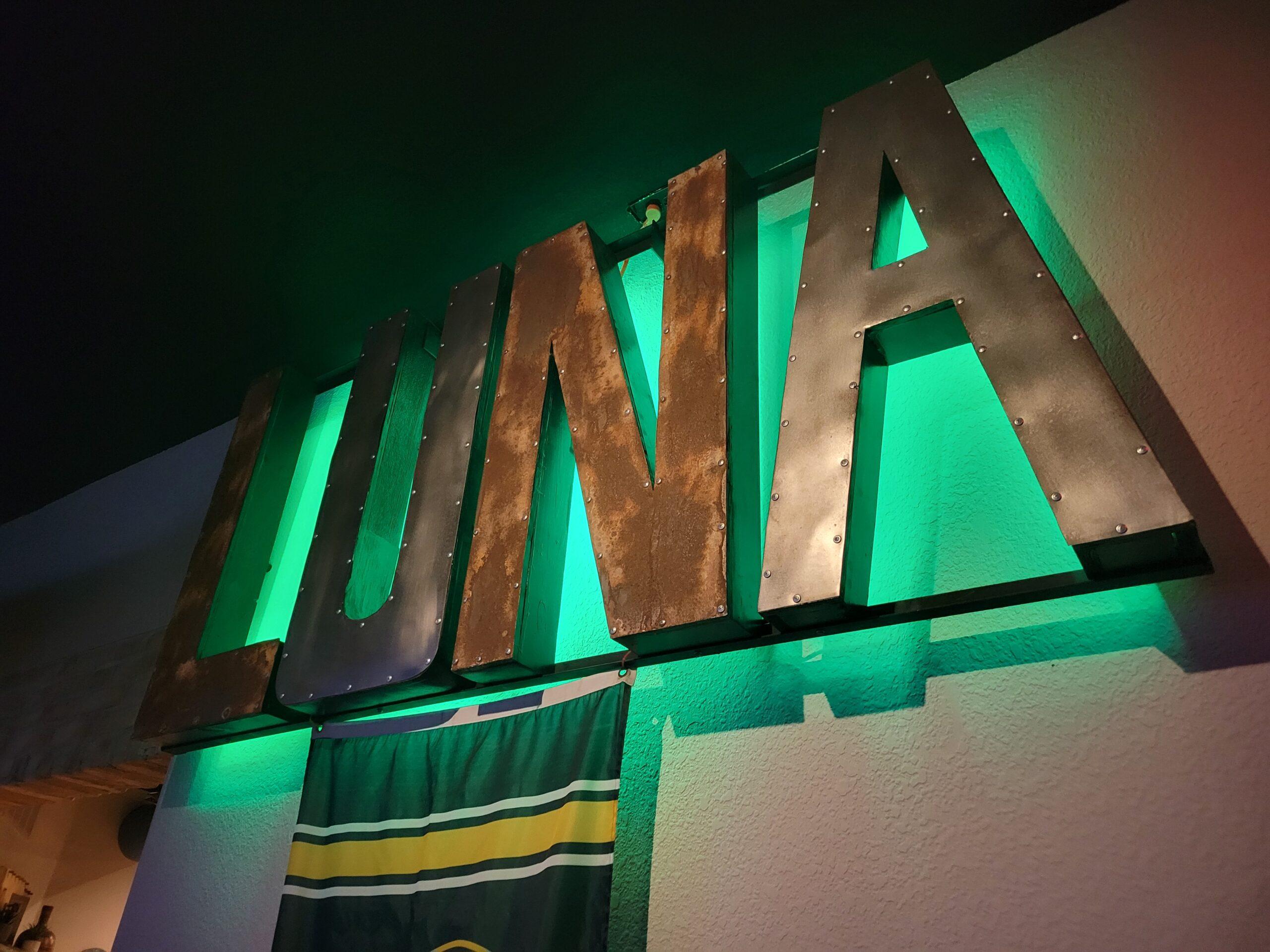 Senor Luna | restaurant | 1901 S Calhoun Rd, New Berlin, WI 53151, United States | 2627828633 OR +1 262-782-8633