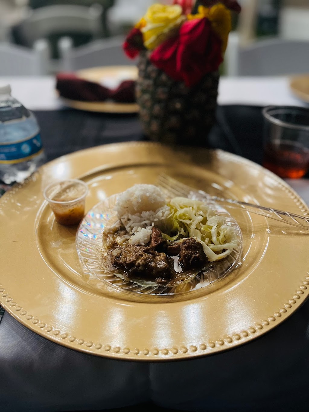 Ravis Caribbean Kitchen | restaurant | 524 Crane Crest Dr, Jarrell, TX 76537, USA | 8329150495 OR +1 832-915-0495