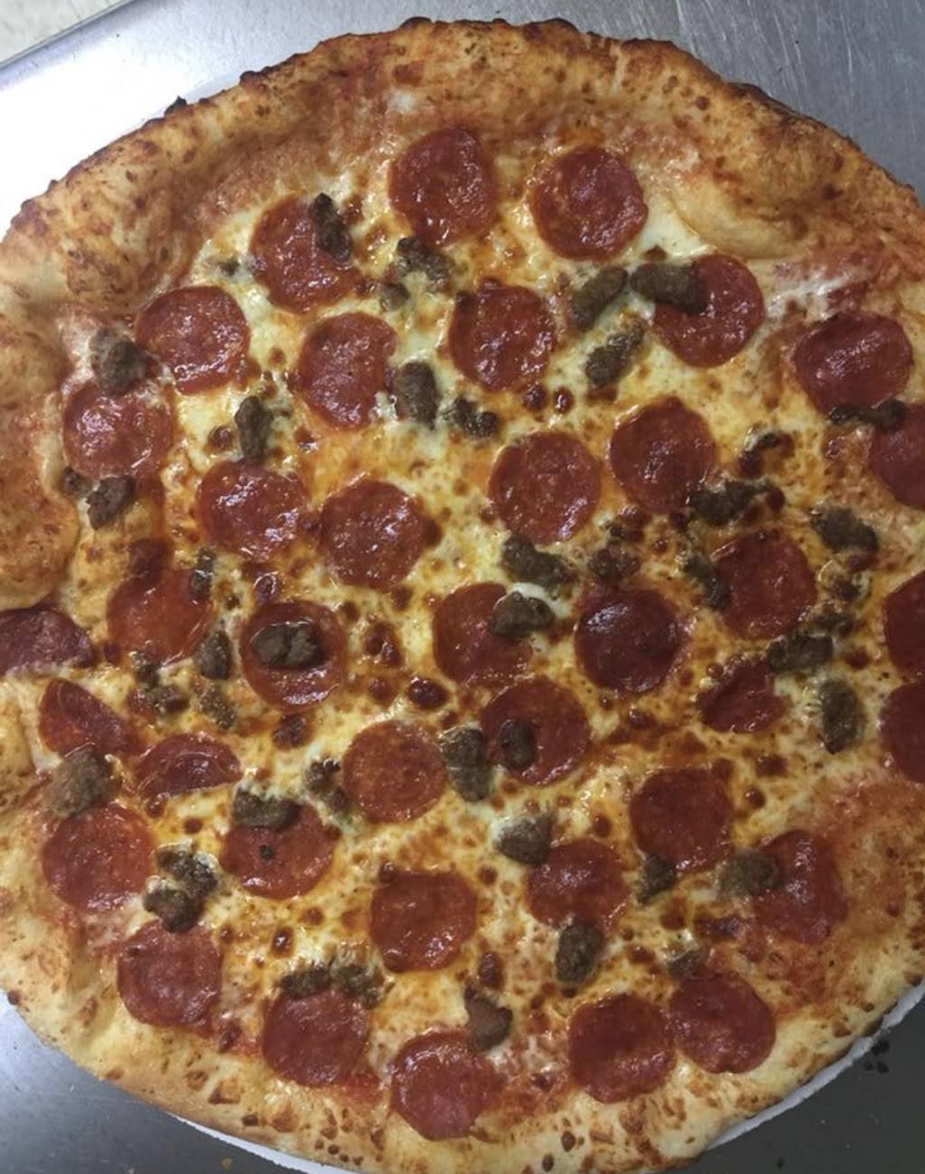 Papa McKees Pizzeria | restaurant | 38 E Main St, Richmond, VT 05477, USA | 8024344002 OR +1 802-434-4002