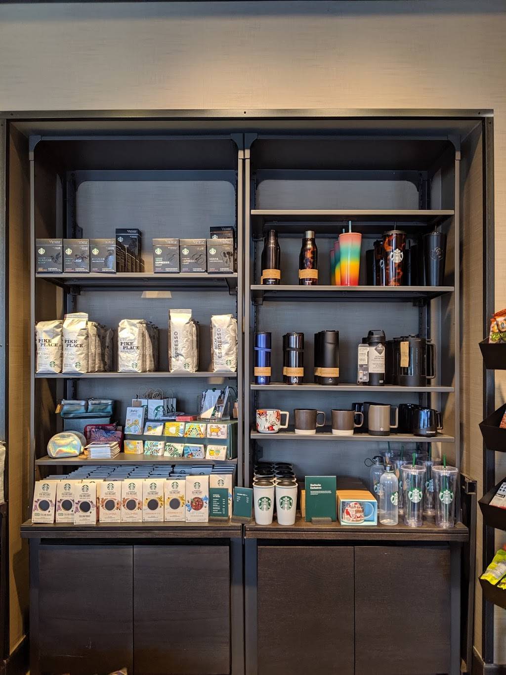 Starbucks | cafe | 1560 E Wooster St, Bowling Green, OH 43402, USA | 4193536248 OR +1 419-353-6248