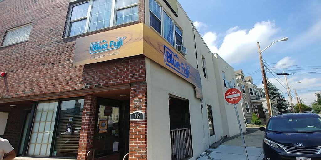 BLUEFUJI MEDFORD SUSHI | restaurant | 38 Salem St, Medford, MA 02155, USA | 7813881888 OR +1 781-388-1888