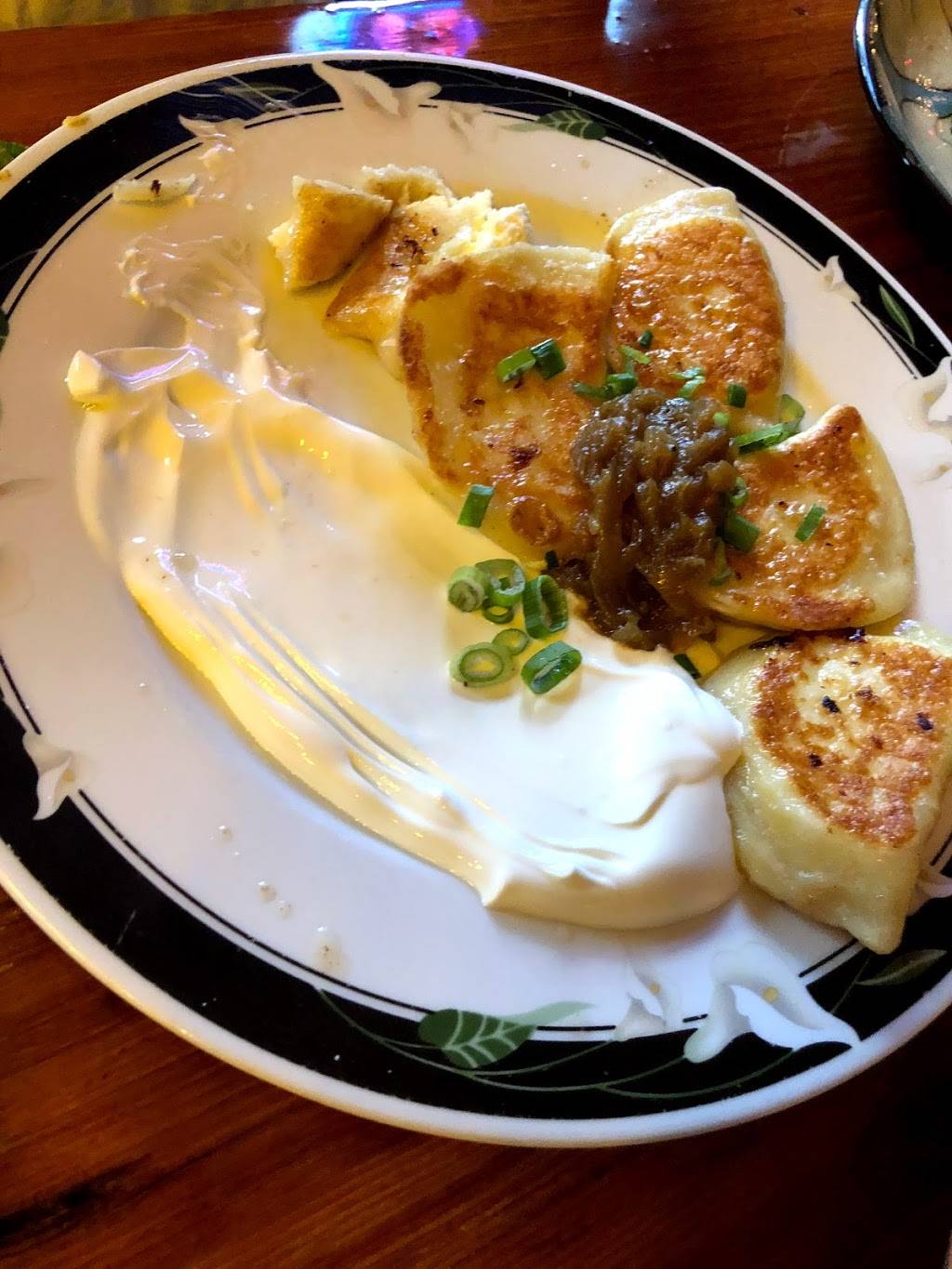 Mom-Moms Kitchen | restaurant | 2551 Orthodox St, Philadelphia, PA 19137, USA | 2156137781 OR +1 215-613-7781