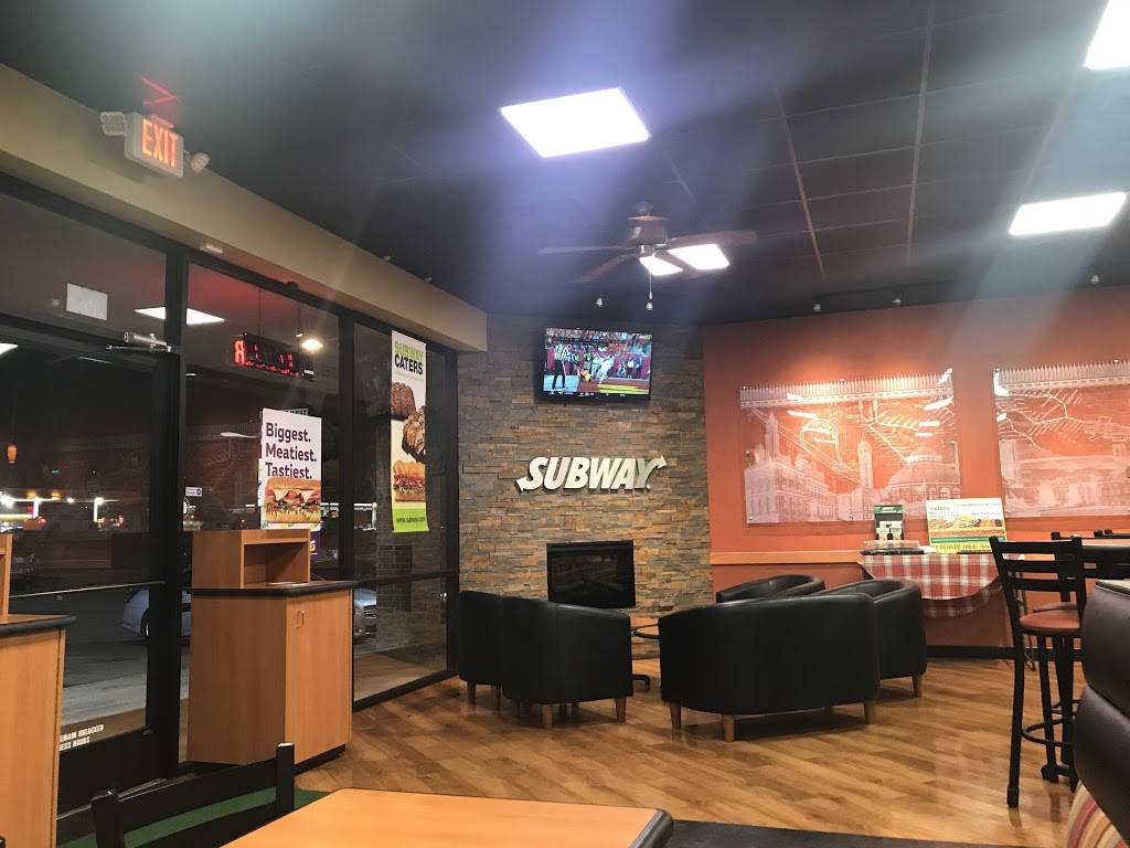 Subway Restaurants | restaurant | 821 N Belt Line Rd, Irving, TX 75061, USA | 9725141513 OR +1 972-514-1513