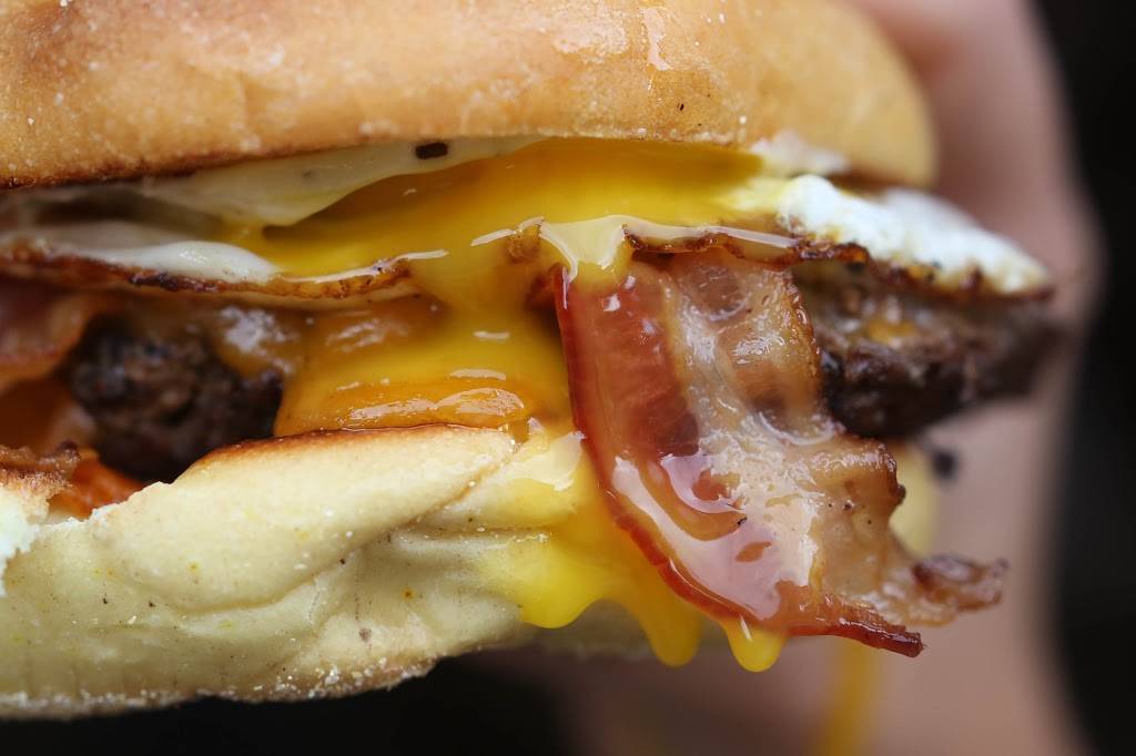 The Randazzos Grid Iron | restaurant | 13105 S Tryon St, Charlotte, NC 28278, USA | 7045881130 OR +1 704-588-1130