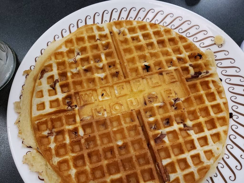 Waffle House | meal takeaway | 43 Executive Dr, Crossville, TN 38555, USA | 9314840442 OR +1 931-484-0442