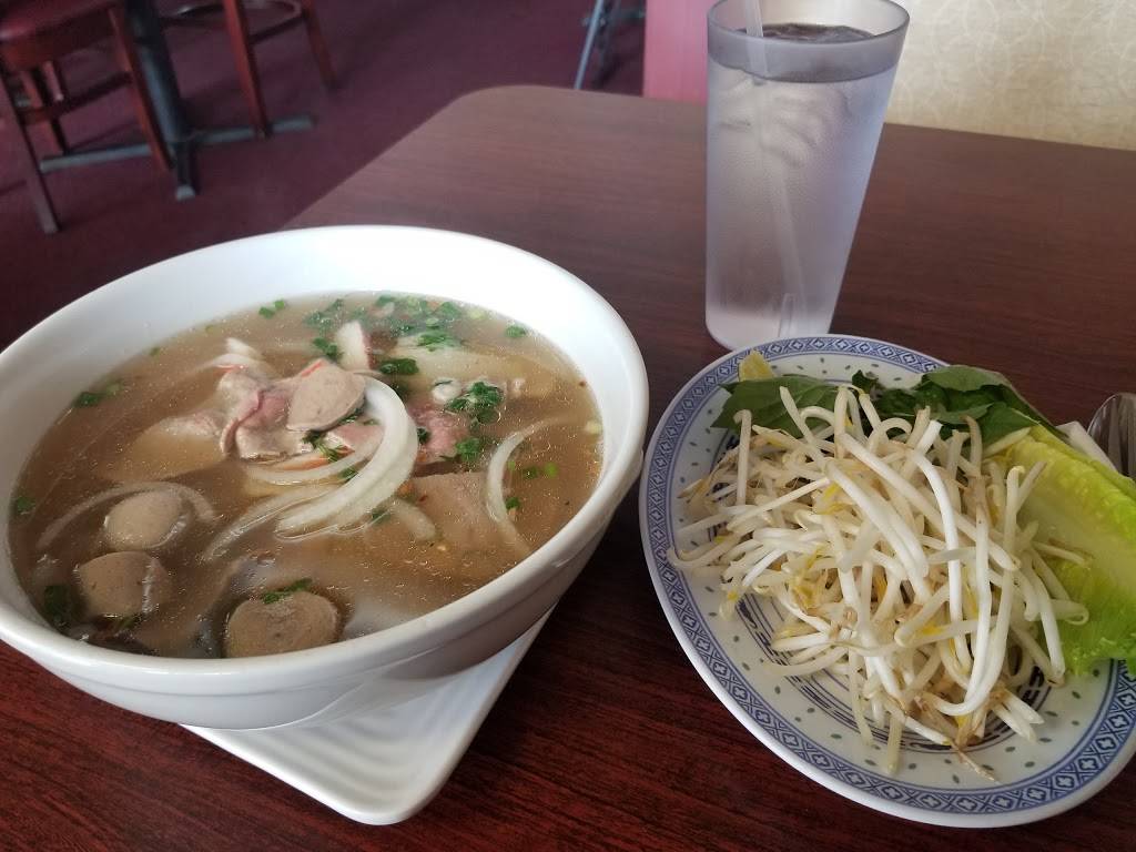 Thai Cuisine | restaurant | 23 E 16th St, Merced, CA 95340, USA | 2097249466 OR +1 209-724-9466