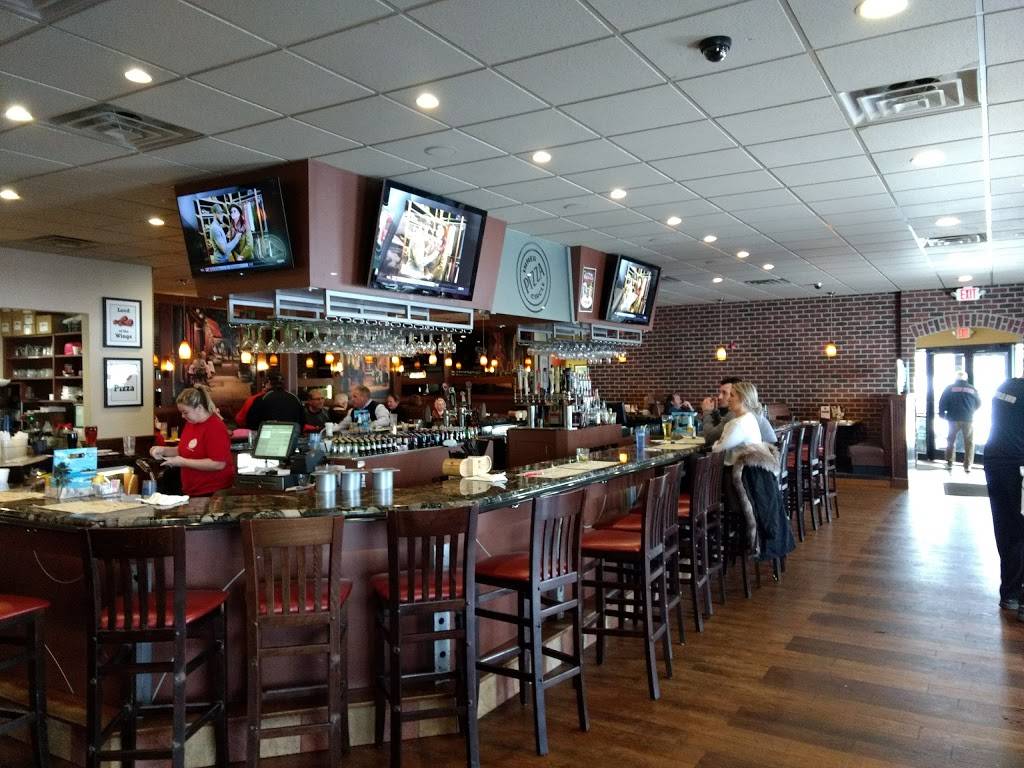 Inner Circle Pizza Canfield | restaurant | 6579 Ironwood Blvd, Canfield, OH 44406, USA | 3305337575 OR +1 330-533-7575