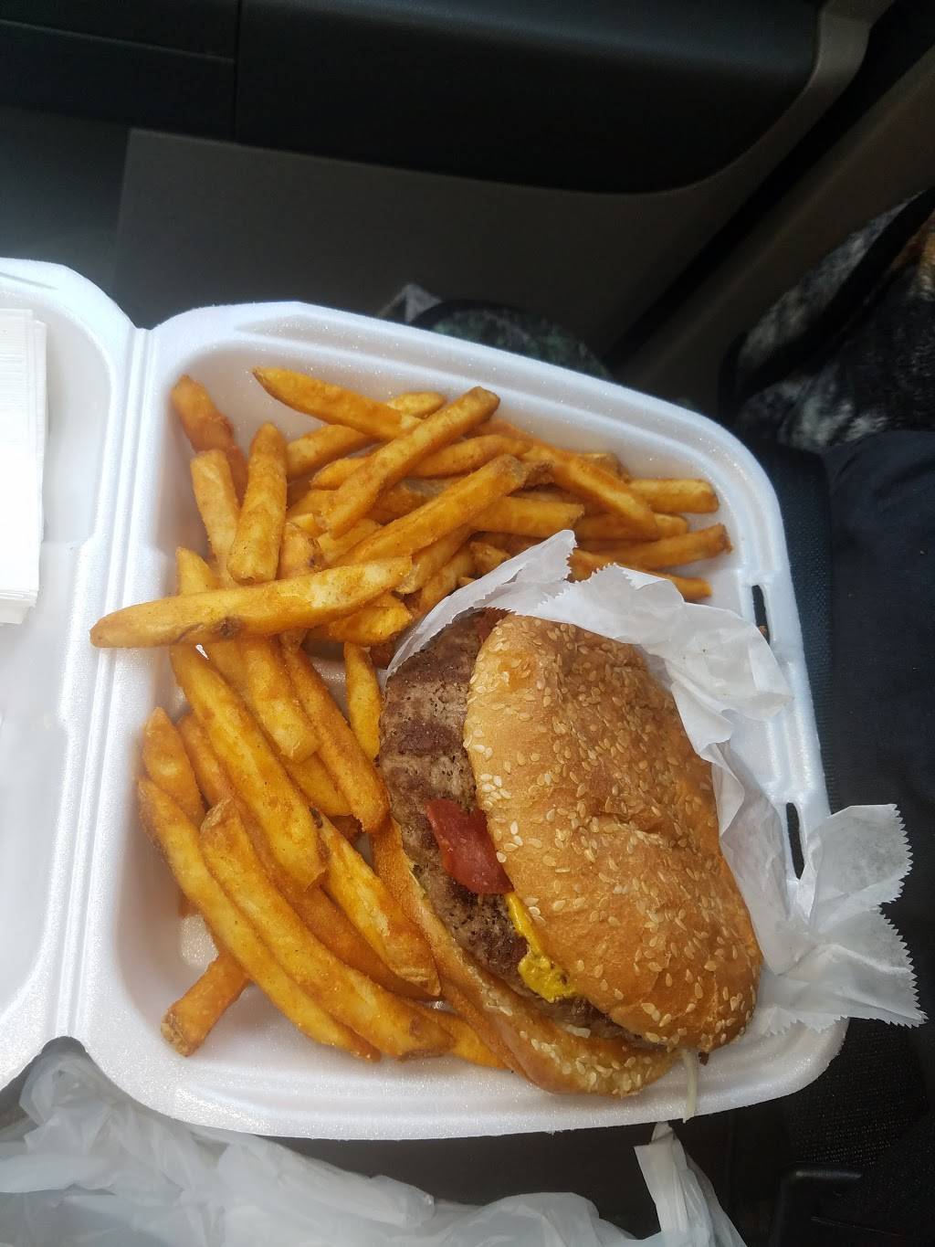 Fatmos | restaurant | 1334 W Main St, Lebanon, TN 37087, USA | 6155474571 OR +1 615-547-4571