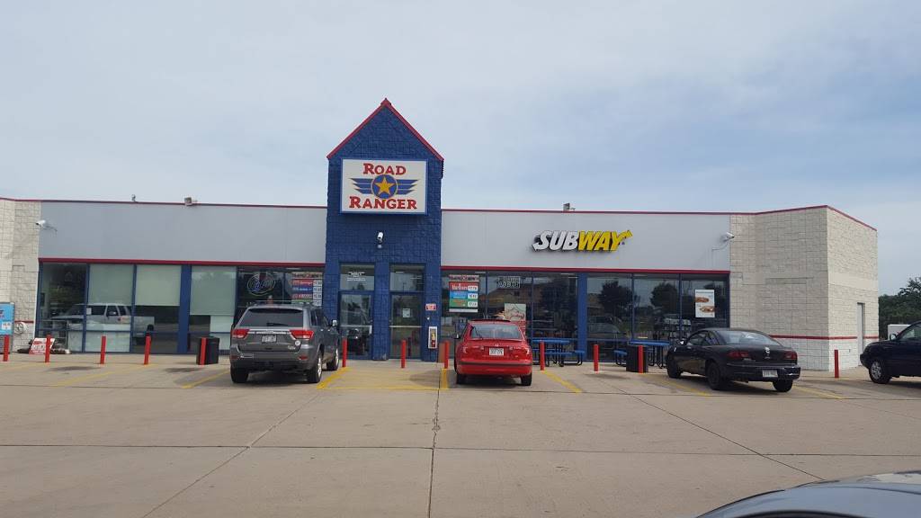 Subway Restaurants | restaurant | 1946 A Energy Drive, East Troy Pumper Conv, RoadRanger C-STore, East Troy, WI 53120, USA | 2626844664 OR +1 262-684-4664