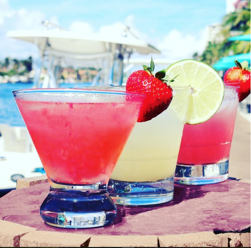 Bokampers Sports Bar & Grill | restaurant | 1280 S Pine Island Rd, Plantation, FL 33324, USA | 9545337152 OR +1 954-533-7152