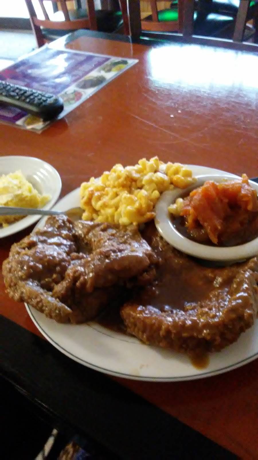 Mommas Place | restaurant | 236 S Wood Ave, Linden, NJ 07036, USA | 9088626500 OR +1 908-862-6500